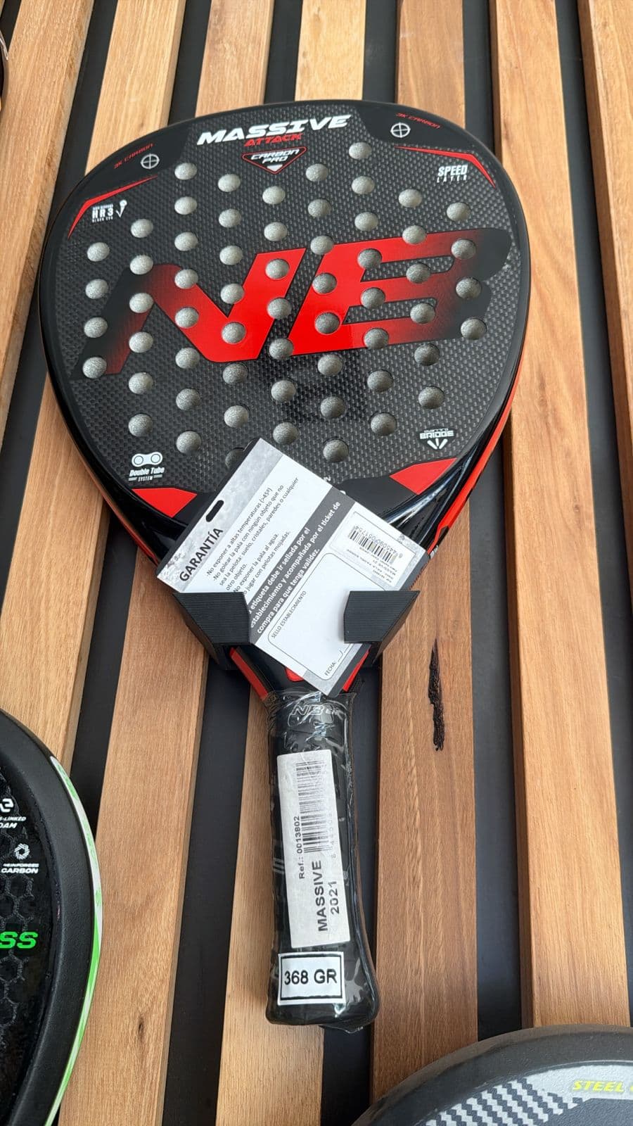 NB Massive Attack Carbon Pro