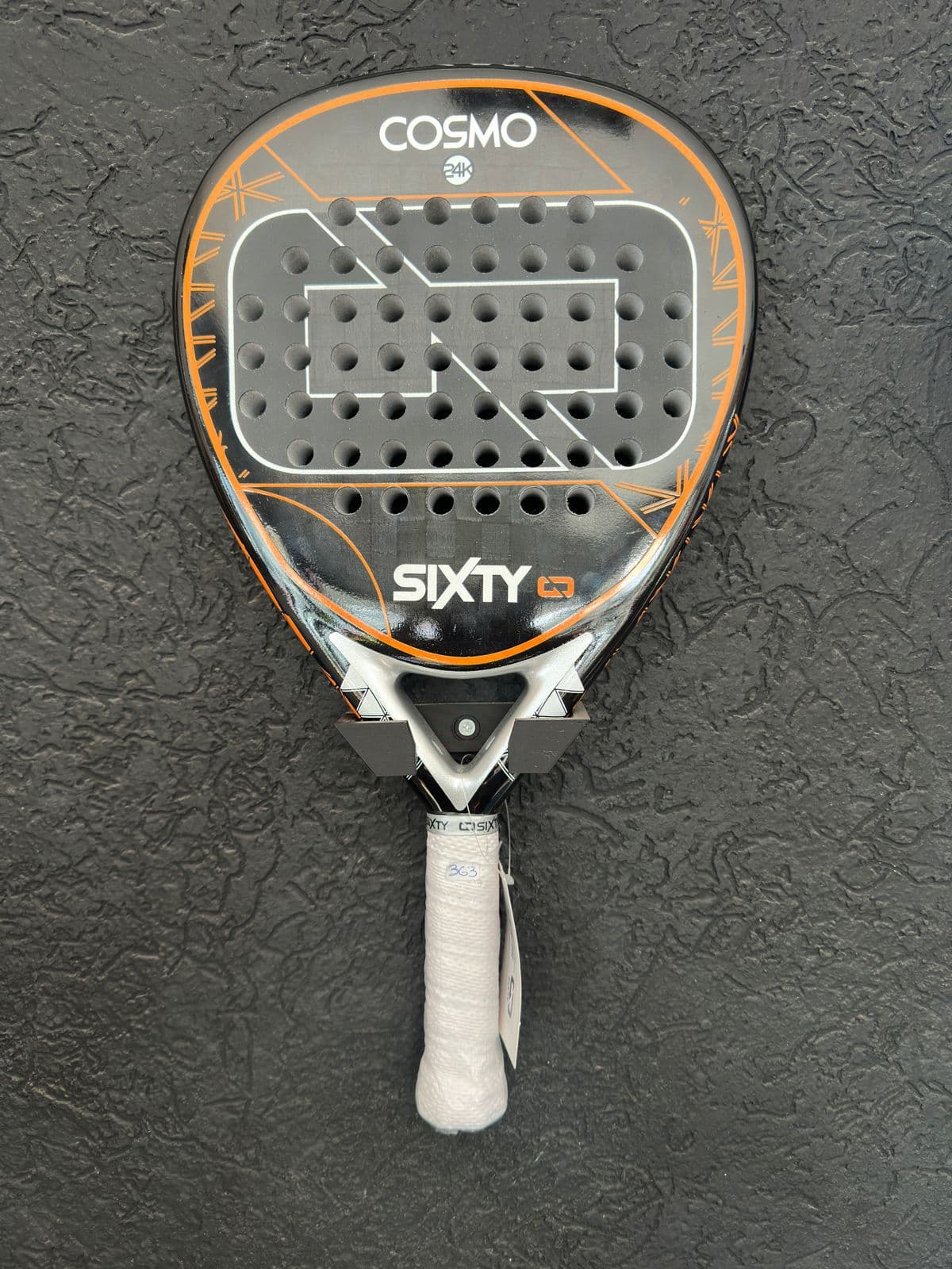 Sixty Cosmo 24k
